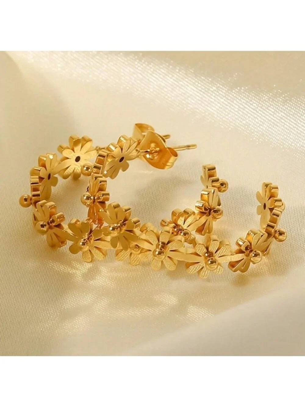Gold Plated Stainless Steel Daisy Hoop Earrings - Picture 4 of 4